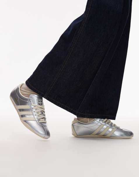 adidas Originals – Tokyo – Sneaker in Metallic-Silber und Cremeweiß - view 1