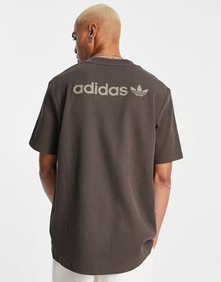 adidas Originals 'Tonal Textures' waffle t-shirt in brown with back logo - ASOS Price Checker