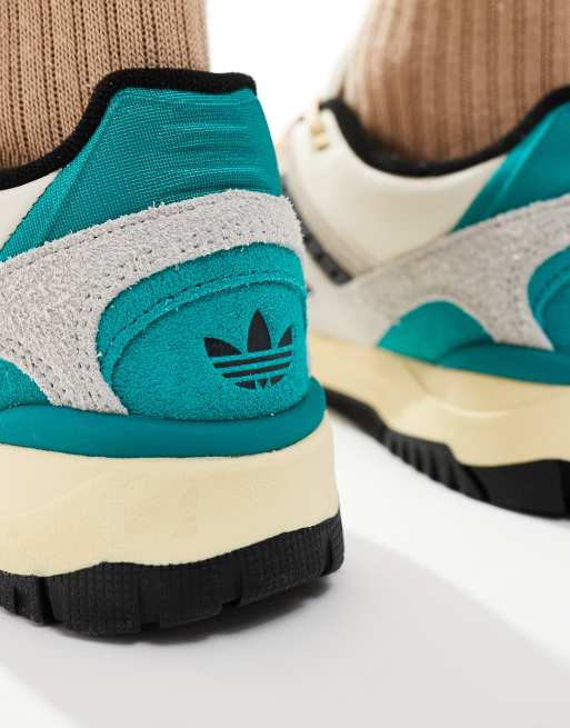 adidas Originals Torsion Phantom Low Sneaker in gebrochenem WeiB und Grun ASOS