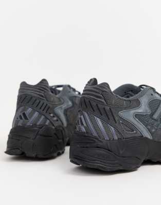 black adidas torsion trainers