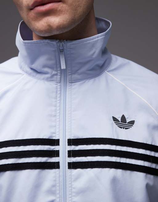 adidas Originals – Trainingsjacke in Hellblau mit Bruststreifen, 5 von 5