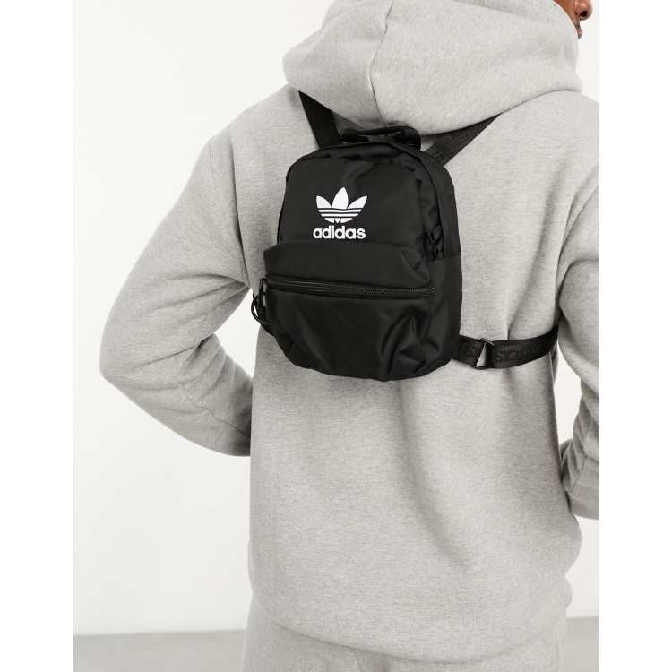 Adidas vintage outlet mini backpack