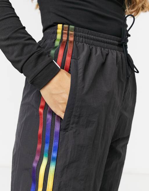 Adidas originals cheap trefoil cuff pants