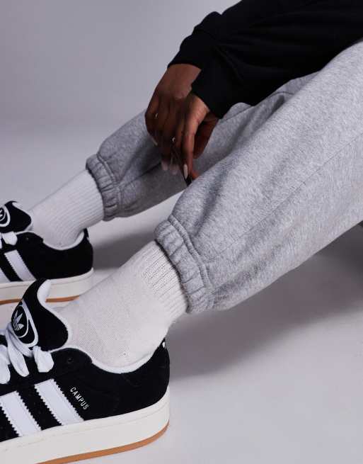 adidas Originals – Trefoil Essential – Jogginghose in Grau mit Dreiblatt-Logo, 4 von 5