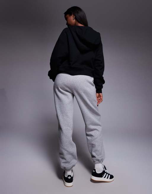 adidas Originals – Trefoil Essential – Jogginghose in Grau mit Dreiblatt-Logo, 5 von 5