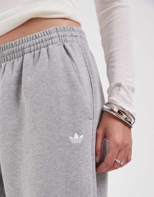 adidas Originals – Trefoil Essential – Jogginghose in Grau mit Dreiblatt-Logo, 5 von 5
