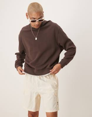 adidas Originals adidas Originals Trefoil Essentials cargo shorts in cream-White