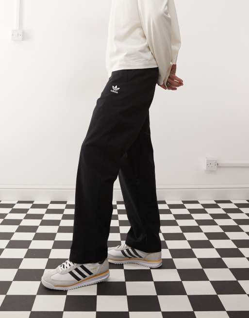 adidas Originals Trefoil Essentials chino trousers in black