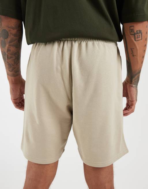 adidas Originals – Trefoil Essentials – Fleece-Shorts in Khaki, 5 von 5