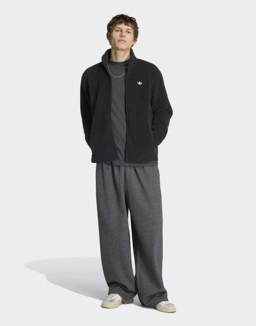 adidas Originals – Trefoil Essentials – Jacke aus Teddyfleece in Schwarz, 4 von 4