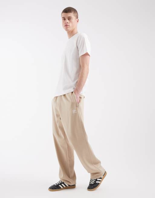adidas Originals – Trefoil Essentials – Jogginghose in Khaki mit offenem Saum, 3 von 5