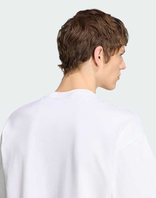 adidas Originals – Trefoil Essentials – Locker geschnittenes T-Shirt in Weiß, 4 von 4