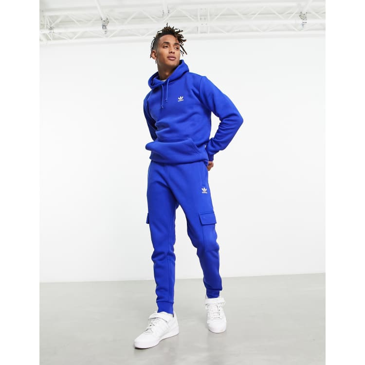 Adidas originals essential discount trefoil cuffed fleece pants