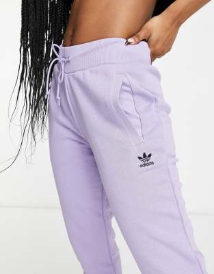 adidas originals essential trefoil cuffed joggers