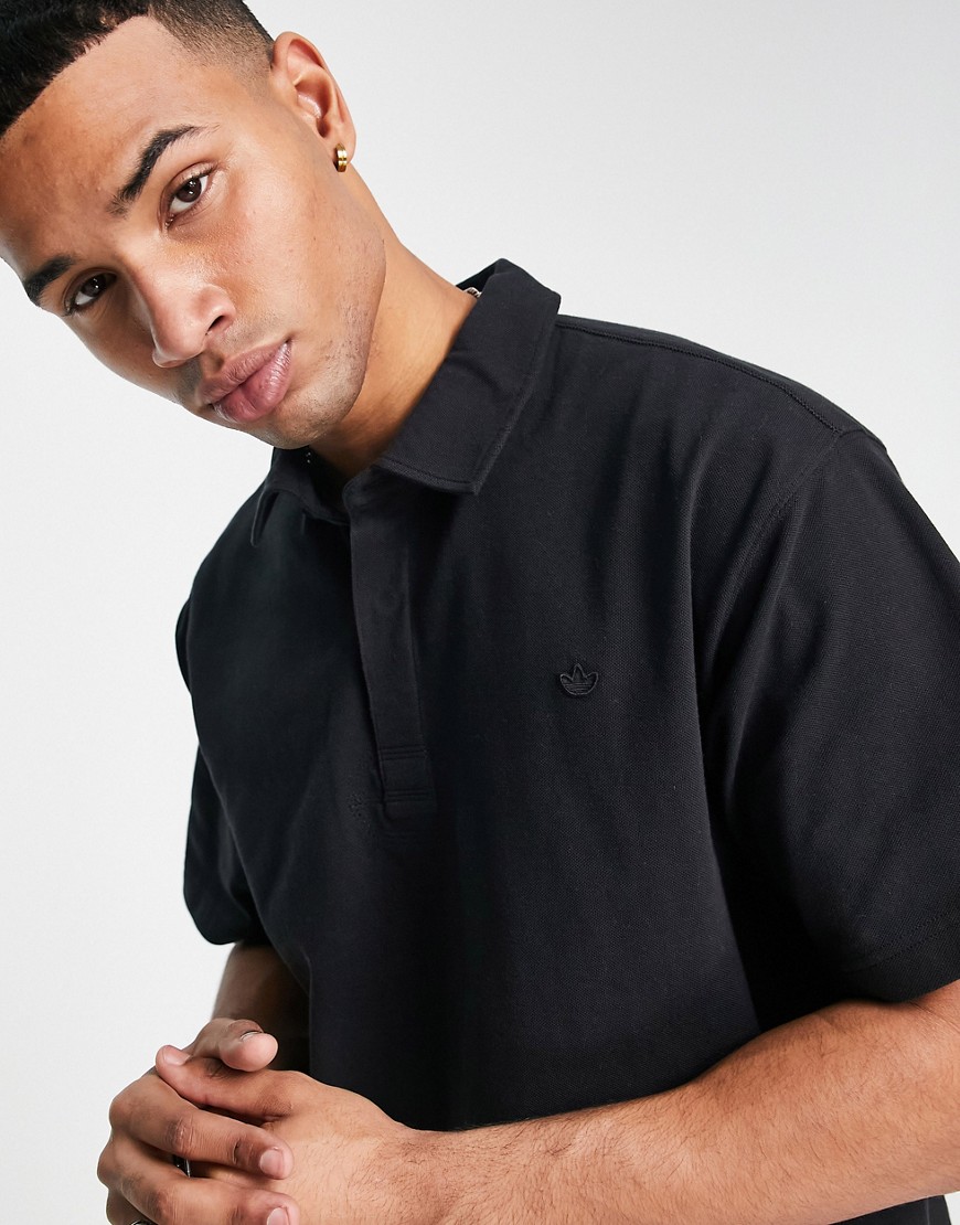 adidas Originals Trefoil Essentials polo t-shirt in black