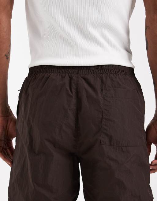 adidas Originals – Trefoil Essentials – Shorts aus Webstoff in Aurora Coffee, 5 von 5