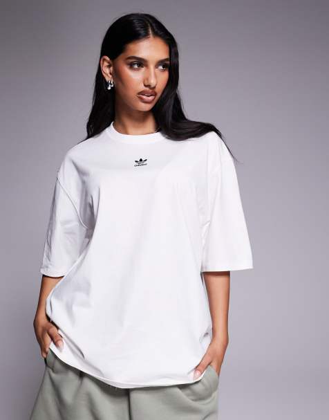 adidas Originals Trefoil Essentials t-shirt in white - view 1
