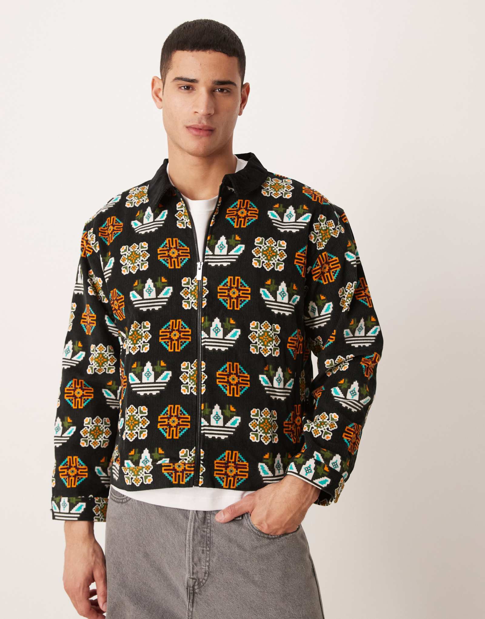 куртка adidas Originals с рисунком трилистника черного цвета.