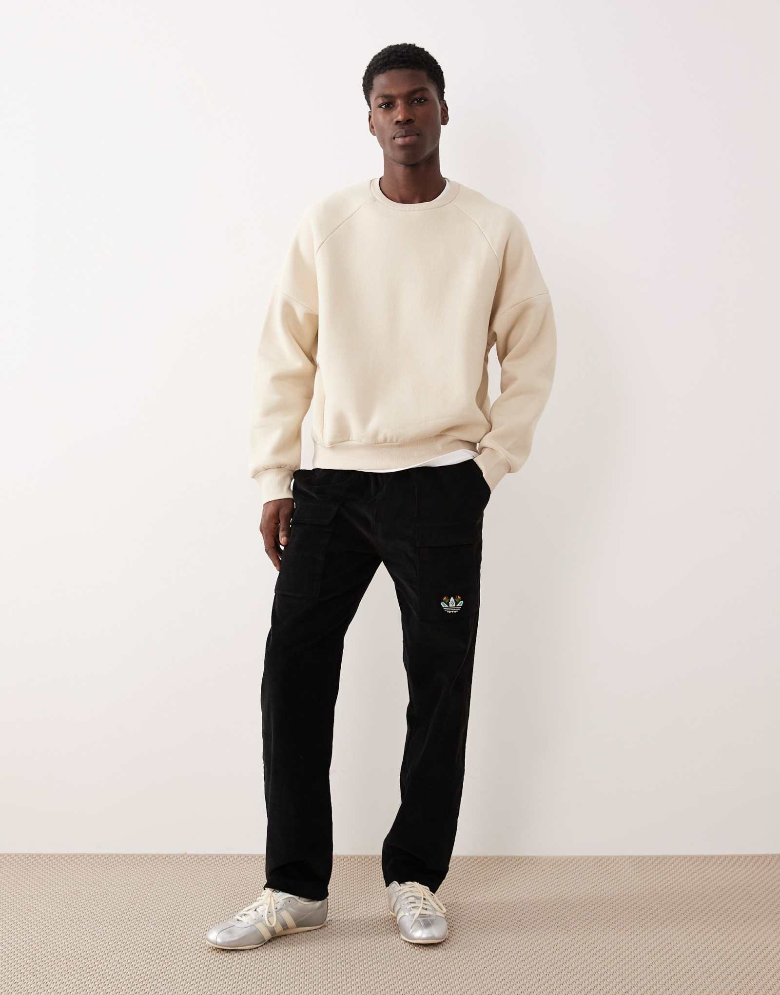 спортивные брюки adidas Originals с рисунком трилистника черного цвета