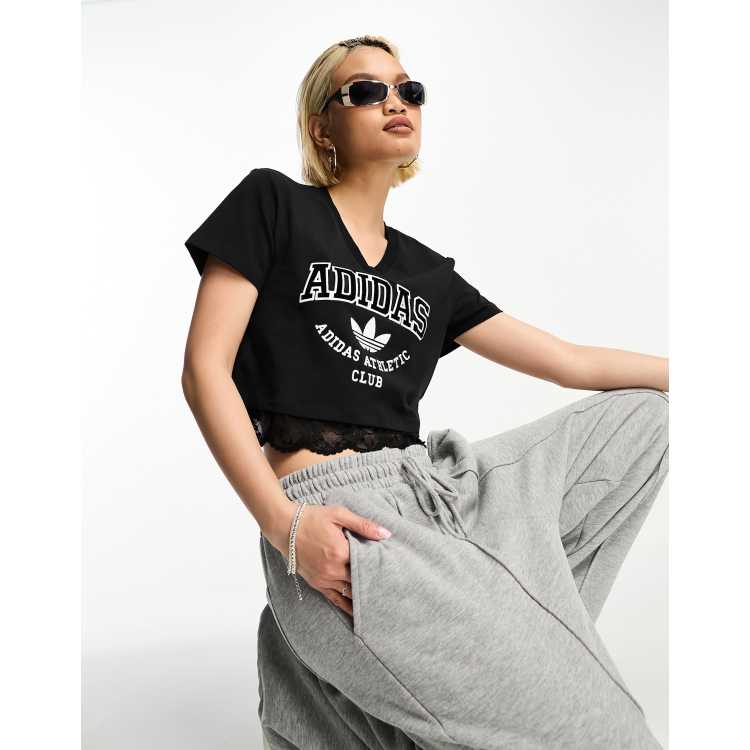 Beperken balkon Soedan adidas Originals Trefoil Moment lace cropped t-shirt in black | ASOS