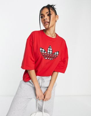 adidas Originals trefoil moments houndstooth logo t-shirt in red