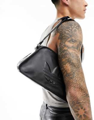 ★adidas★ Trefoil shoulder bag black IY4057 New Adidas Originals TREFOIL OUTLINE SHOLDER BAG IY4057