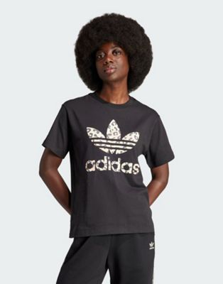 adidas Originals Trefoil T-shirt in Black - ASOS Price Checker