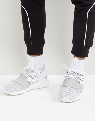 adidas Originals - Tubular Doom - Primeknit sneakers in grijs BY3553