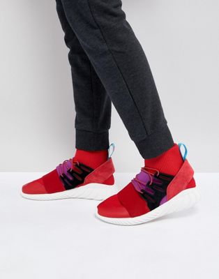Adidas Originals – Tubular Doom – Röda vintersneakers BY9397