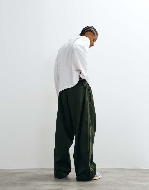 adidas Originals Twill-Hose in Dunkelkhaki, 3 von 7