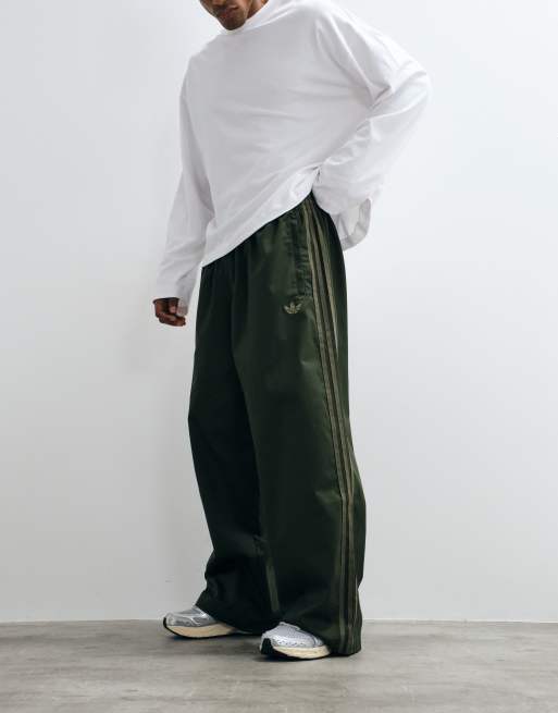 adidas Originals Twill-Hose in Dunkelkhaki, 4 von 7