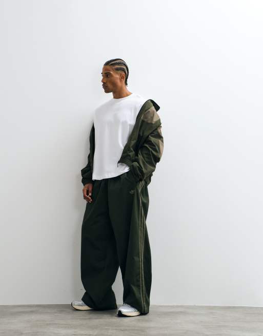 adidas Originals Twill-Hose in Dunkelkhaki, 5 von 7