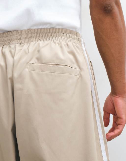 adidas Originals Twill-Hose in hellem Khaki, 5 von 5