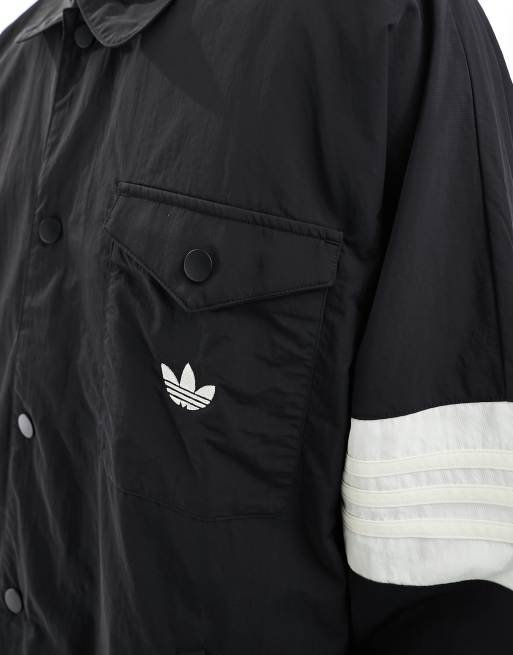 adidas Originals Unisex Basketball Trainerjacke in Schwarz und WollweiB