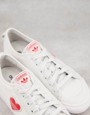 adidas nizza white heart