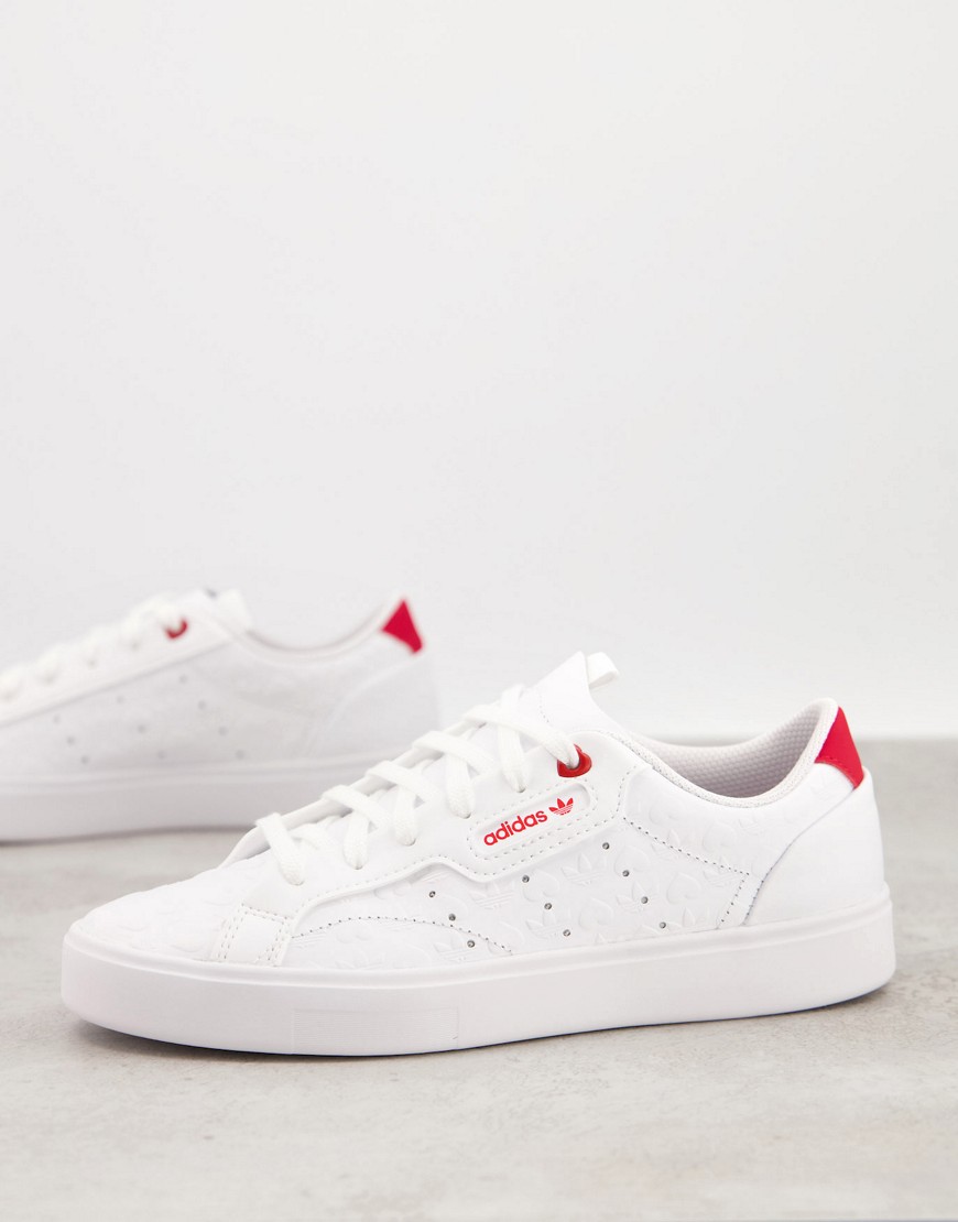 Adidas Originals Valentines Sleek trainers in white with heart print-Grey