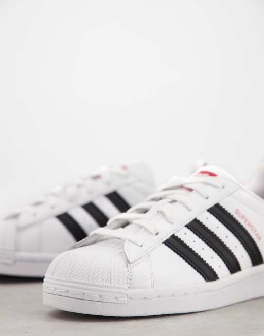 adidas Originals Valentines Superstar Baskets Blanc et