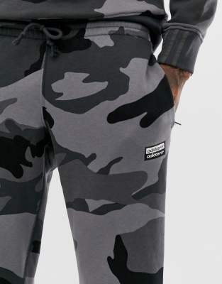 adidas originals camo sweatpants