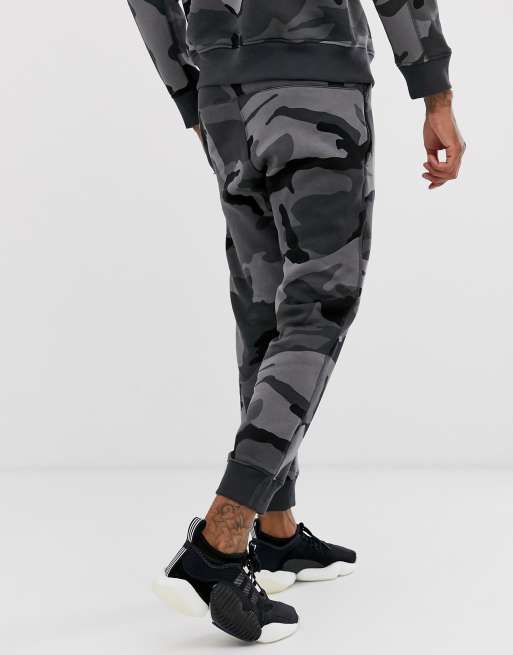 adidas Originals Vocal Joggingbroek met camouflageprint ASOS