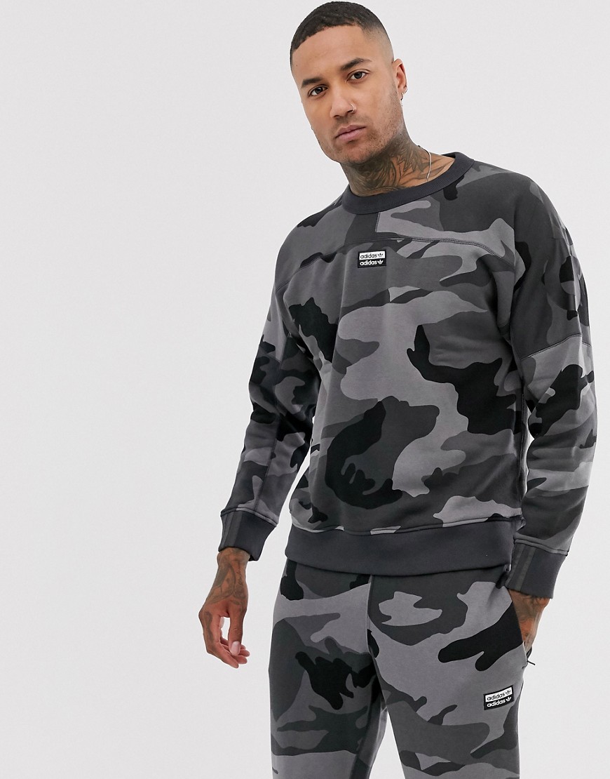 Adidas Originals – Vocal – Sweatshirt med kamoflagefärgat mönster baktill-Grå
