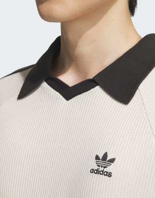 adidas Originals Waffle short sleeve polo shirt in wonder