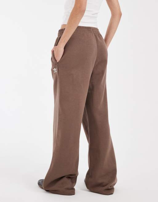 adidas Originals – Weit geschnittene Basic-Jogginghose in Hellbraun, 5 von 5