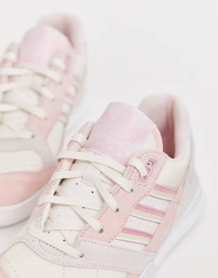 pink suede adidas