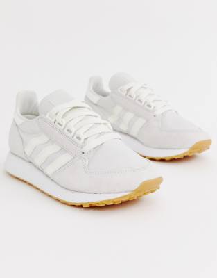 adidas originals forest grove trainers in white