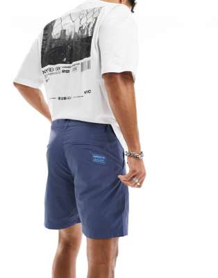 adidas Originals woven chino shorts in navy-Black