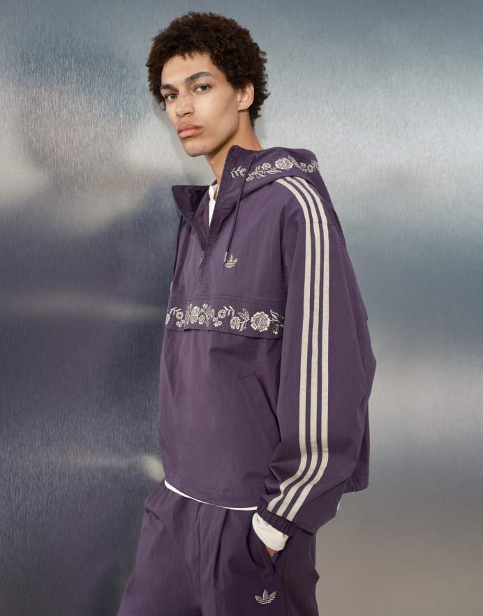 adidas Originals x ASOS chaqueta de chándal extragrande con detalle bordado en ciruela