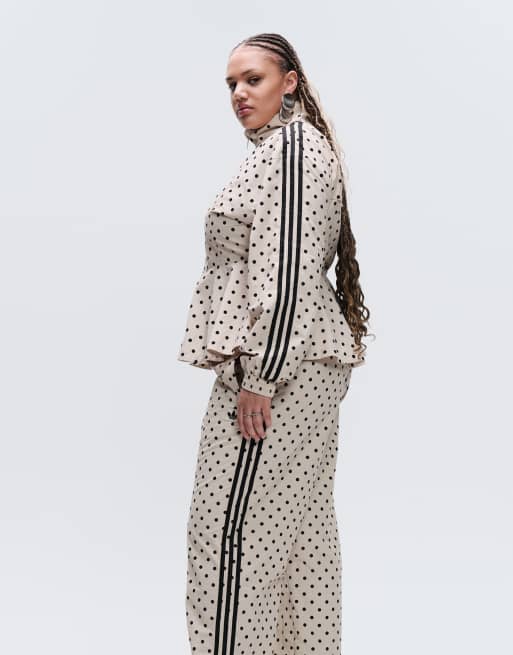 adidas Originals x ASOS – Gepunktete Oversize-Trainingshose in Steinbeige, 6 von 7