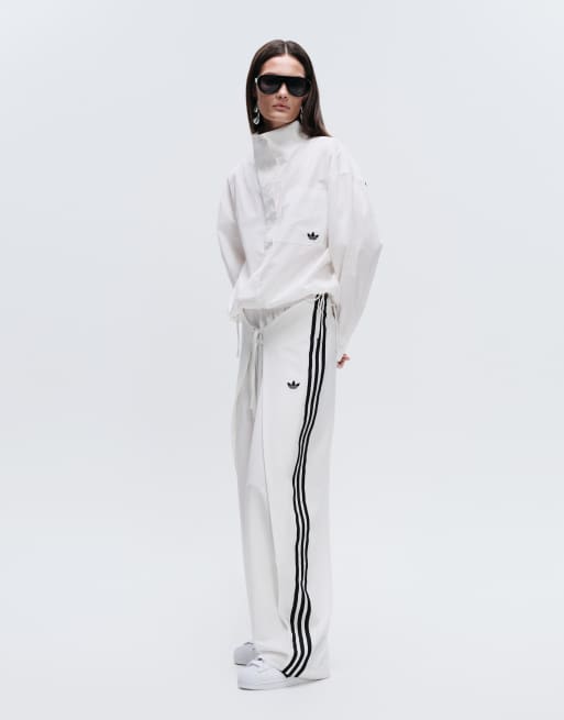 adidas Originals x ASOS – Oversize-Jogginghose mit gewickelter Vorderseite in Weiß, 3 von 7