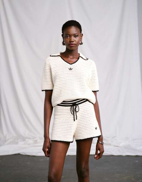 adidas Originals x ASOS - Pantaloncini in maglia all'uncinetto écru con finiture a contrasto - view 1