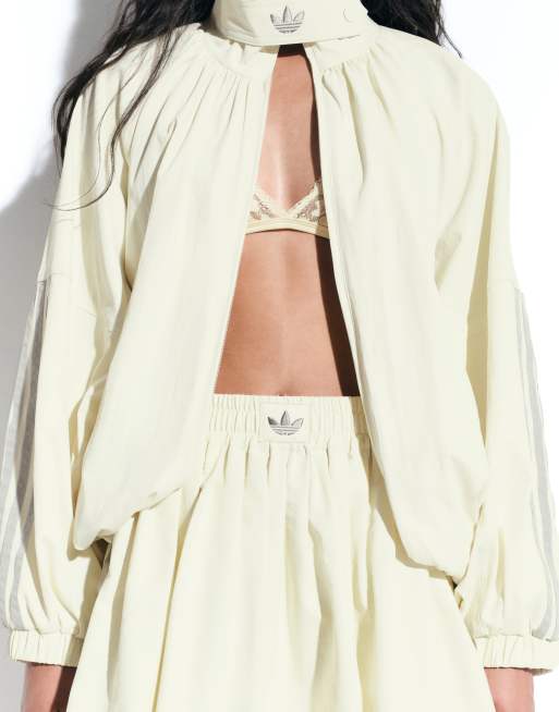 adidas Originals x ASOS Plissee-Skort in Buttermilch, 2 von 7